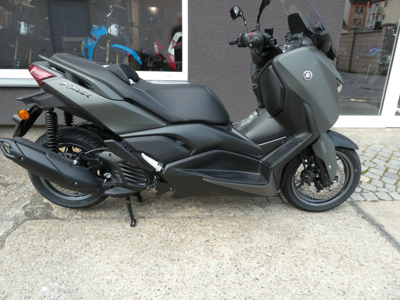 Yamaha XMAX 125