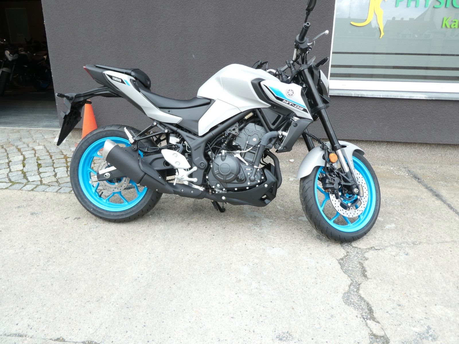Yamaha MT-03