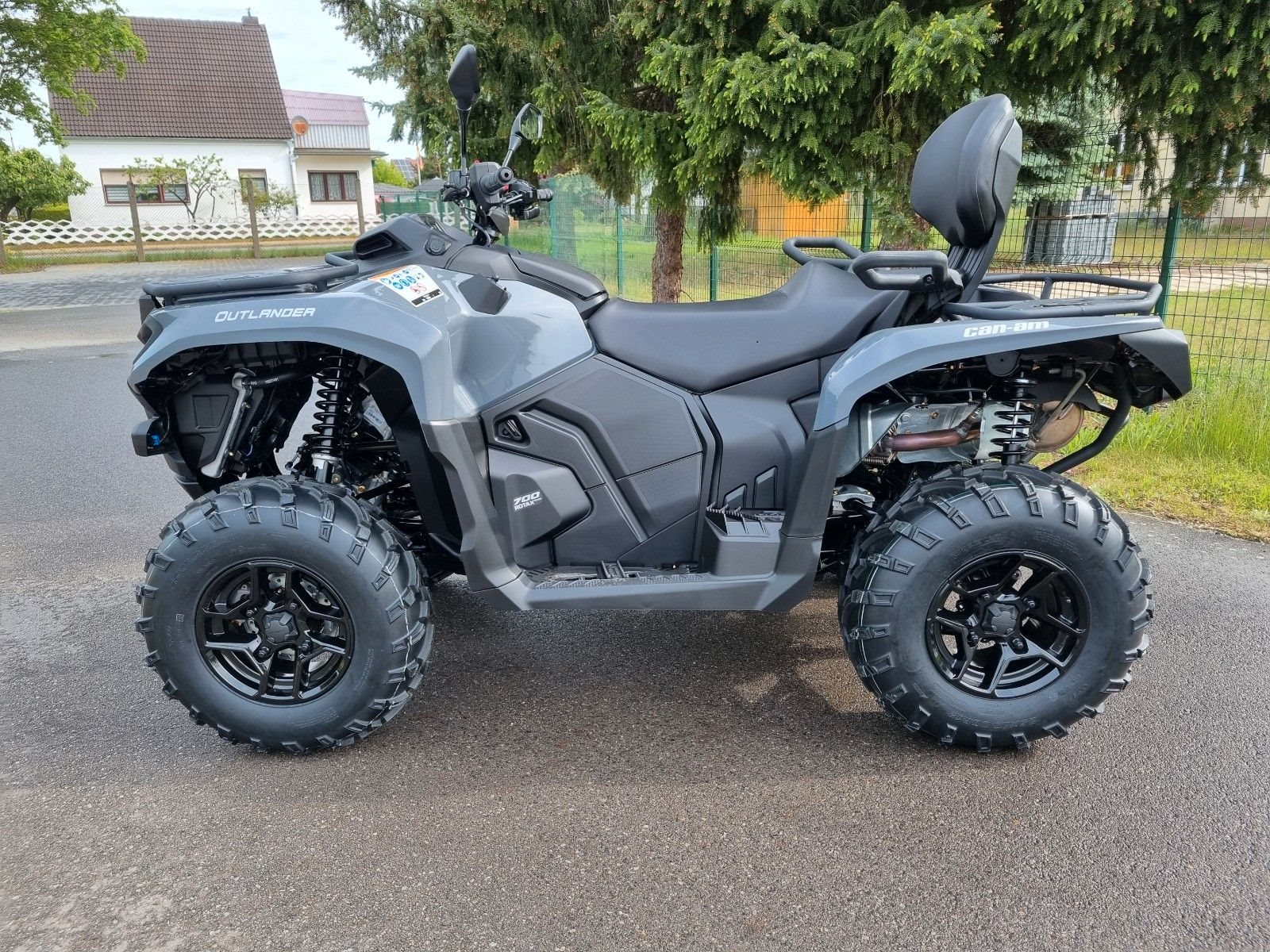 Can-Am OUTLANDER DPS 700