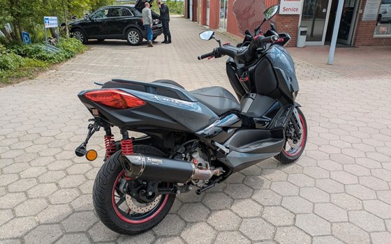 Gebrauchtmotorrad Yamaha XMAX 300 Tech MAX - Bild 7
