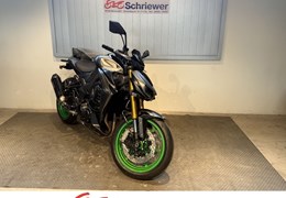 Neumotorrad Kawasaki Z1100 SE