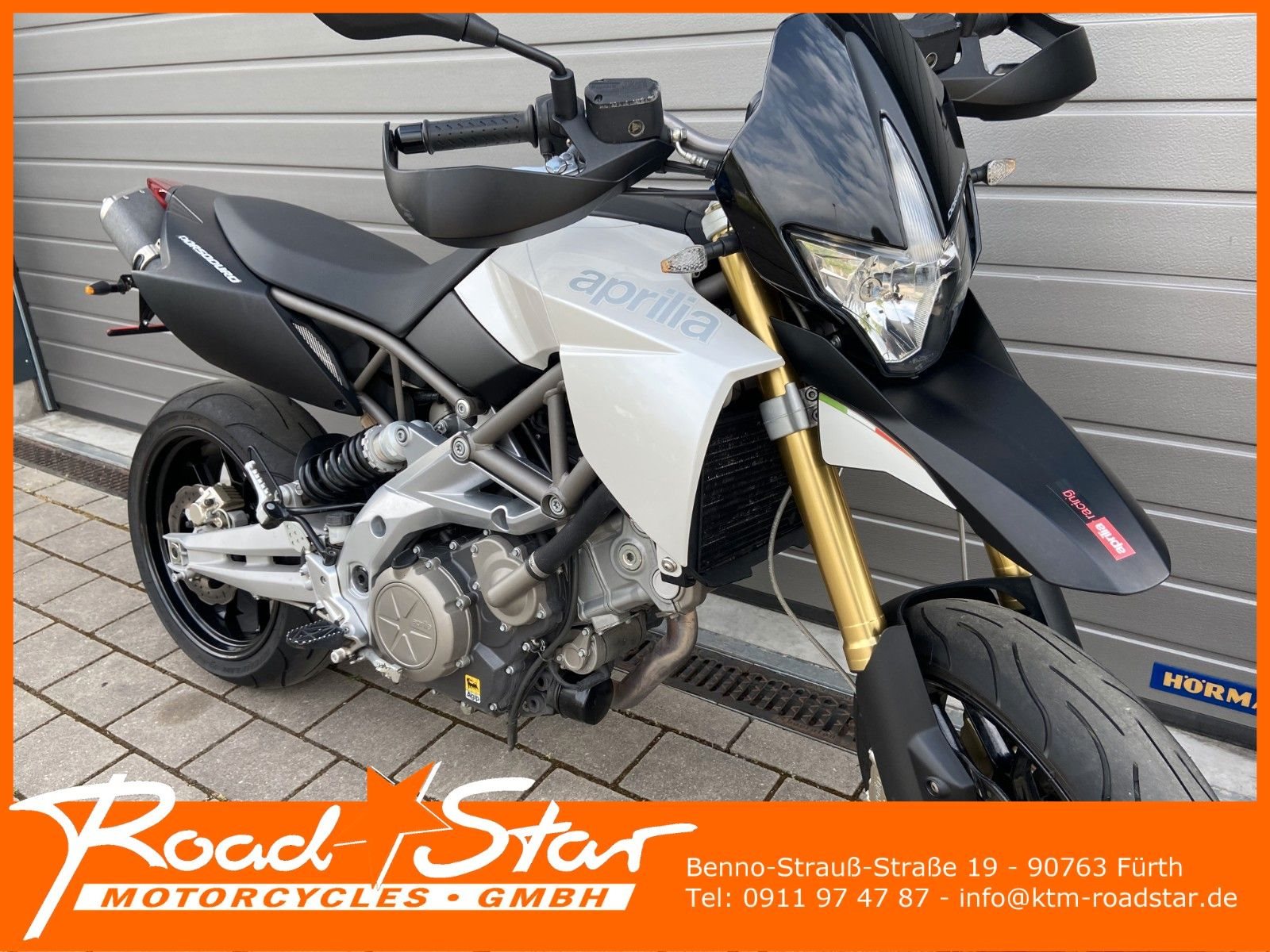 Aprilia Dorsoduro 750 Factory