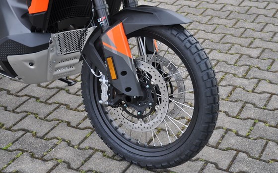 Gebrauchtmotorrad KTM 790 Adventure - Bild 4