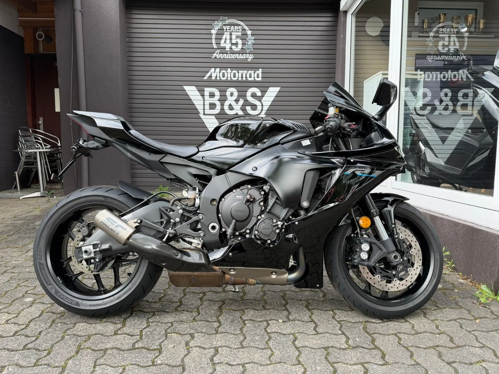 Yamaha R1