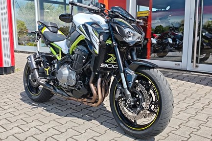 Kawasaki Z900