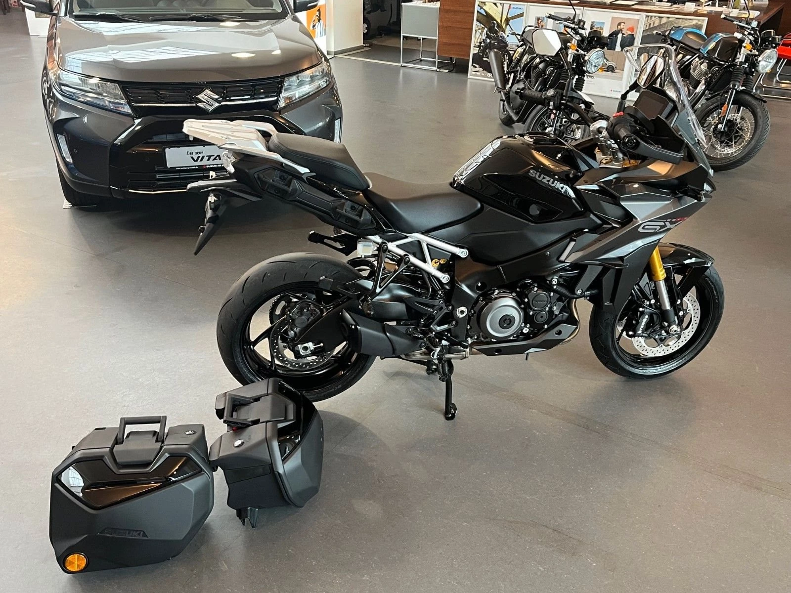 Suzuki GSX-S1000GX