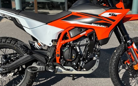 Neufahrzeug KTM 125 Enduro R - Bild 8