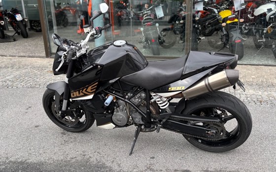 Gebrauchtmotorrad KTM 990 Super Duke - Bild 9