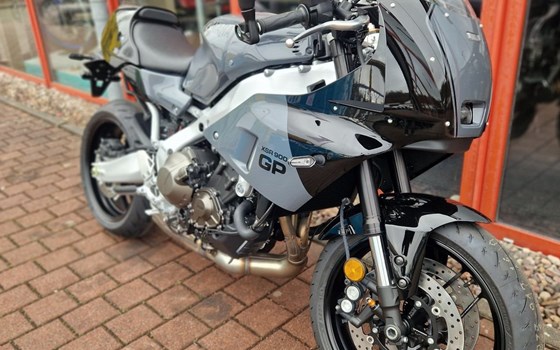 Gebrauchtmotorrad Yamaha XSR900 GP - Bild 1