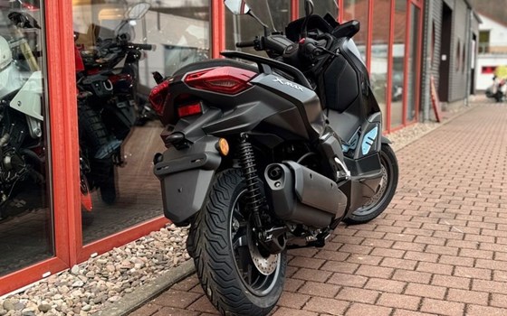 Neufahrzeug Yamaha XMAX 300 Tech MAX+ - Bild 8