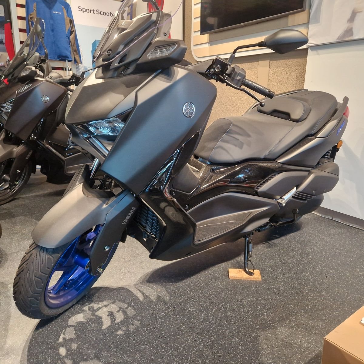 Yamaha XMAX 300