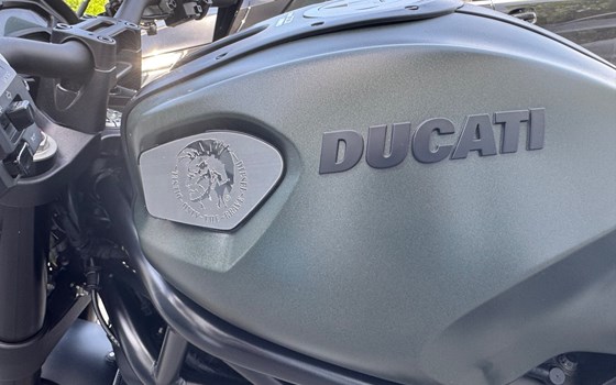 Gebrauchtmotorrad Ducati Monster 1100 Evo - Bild 6