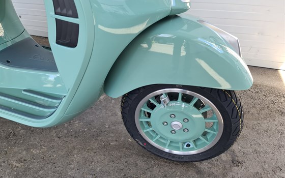 Neufahrzeug Vespa GTS 310 - Bild 3