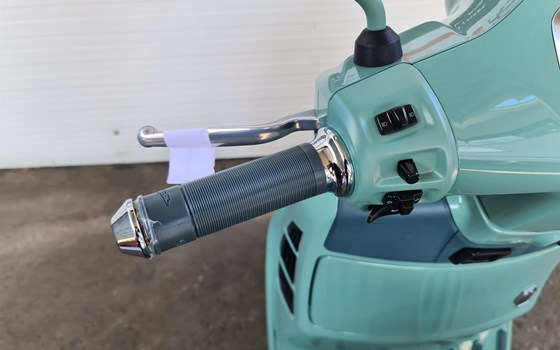 Neufahrzeug Vespa GTS 310 - Bild 10