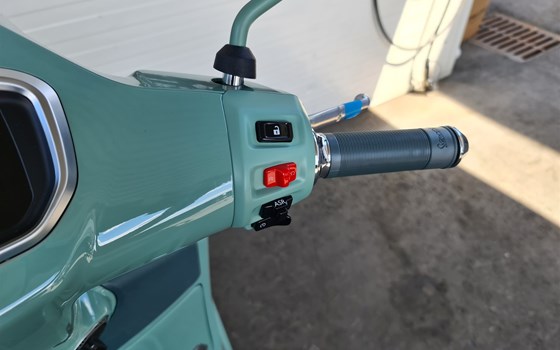 Neufahrzeug Vespa GTS 310 - Bild 11