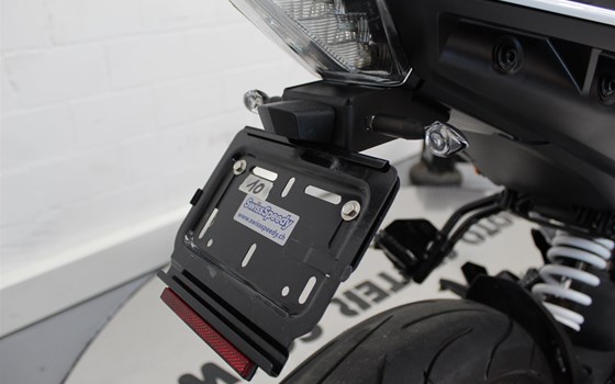 Motorrad Occasion KTM 390 Duke - Bild 9