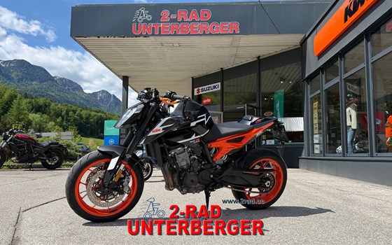 Gebrauchtmotorrad KTM 890 Duke GP - Bild 1
