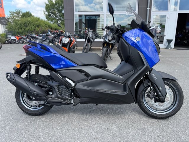 Yamaha XMAX 125