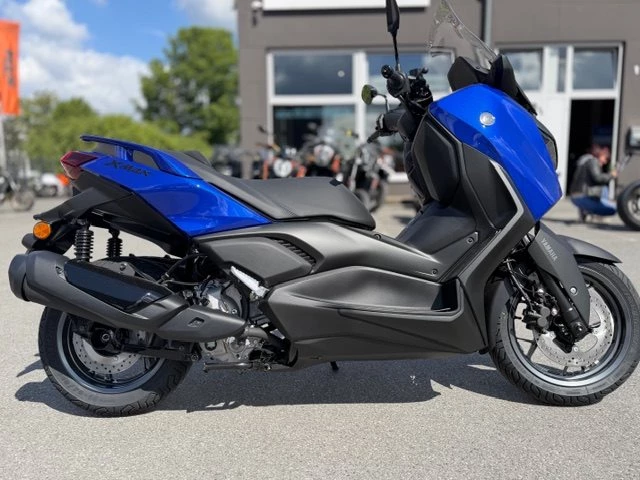 Yamaha XMAX 300