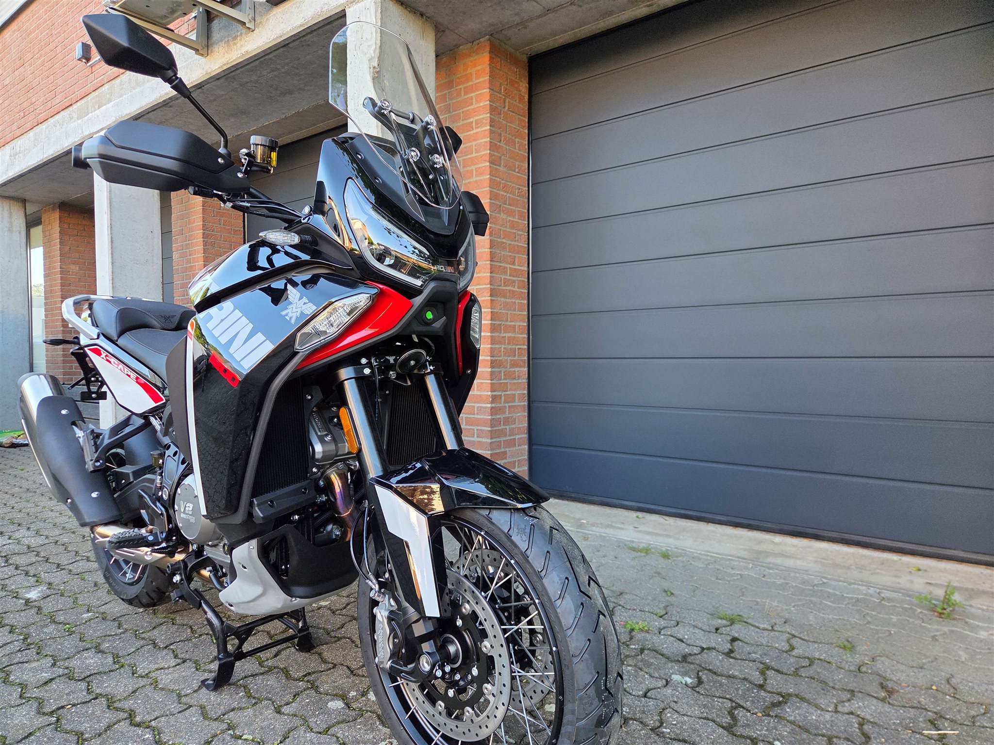 Moto Morini X-Cape 1200