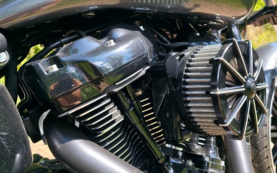 Gebrauchtmotorrad Harley-Davidson Softail Breakout 114 FXBRS - Bild 12