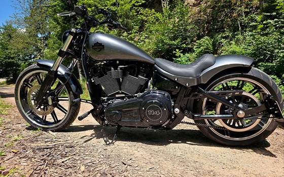 Gebrauchtmotorrad Harley-Davidson Softail Breakout 114 FXBRS - Bild 1