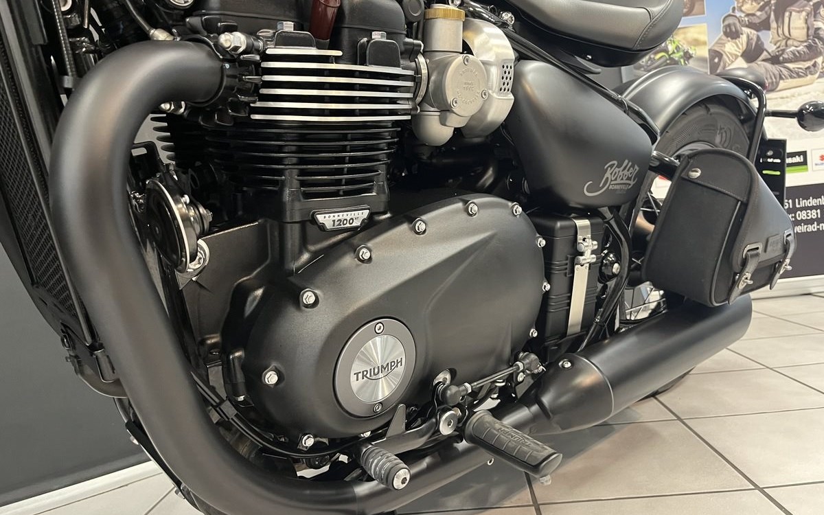 Angebot Triumph Bonneville Bobber Black