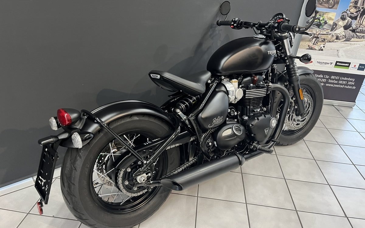 Angebot Triumph Bonneville Bobber Black