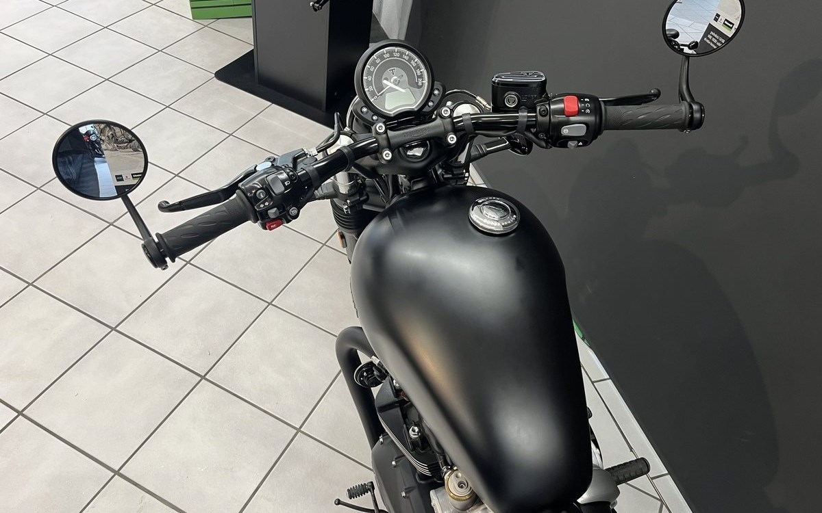 Angebot Triumph Bonneville Bobber Black