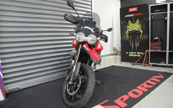 Neufahrzeug Moto Guzzi V85 Strada - Bild 3
