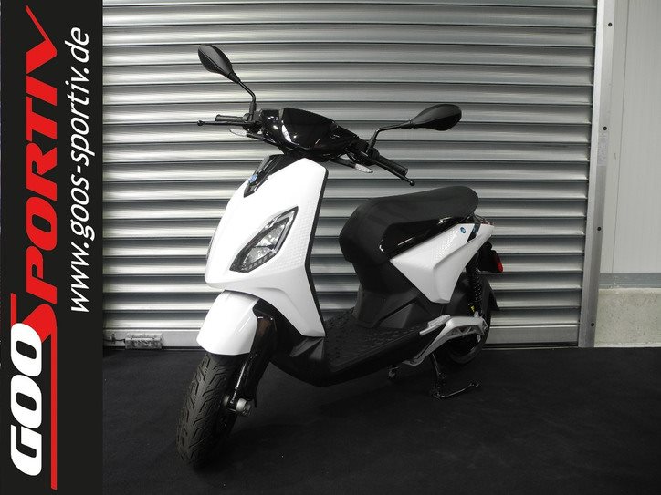 Piaggio 1 +