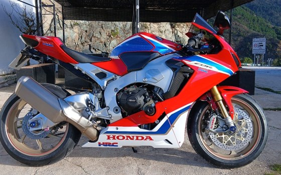 Gebrauchtmotorrad Honda CBR1000RR Fireblade SP-2 - Bild 1
