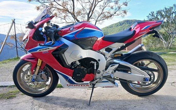 Gebrauchtmotorrad Honda CBR1000RR Fireblade SP-2 - Bild 2
