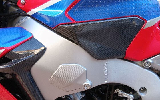 Gebrauchtmotorrad Honda CBR1000RR Fireblade SP-2 - Bild 9