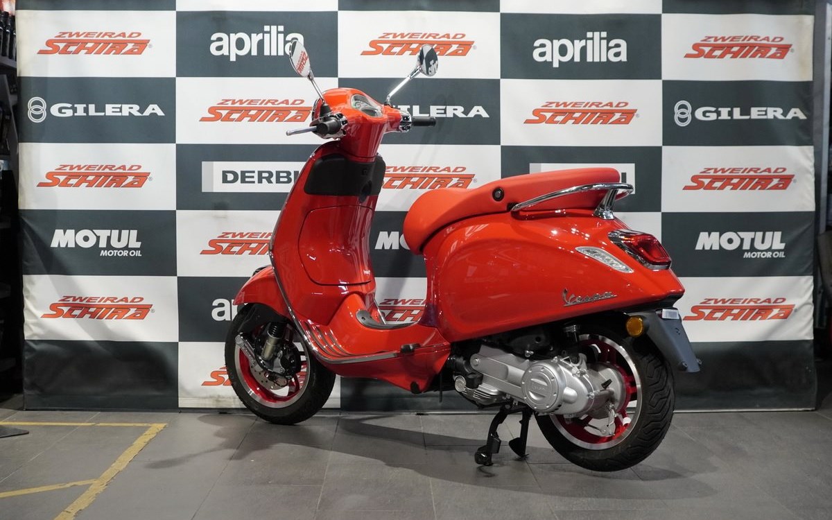 Angebot Vespa Primavera RED 50