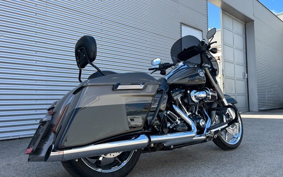 Gebrauchtmotorrad Harley-Davidson CVO Road King FLHRSE - Bild 9