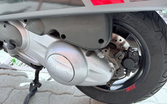 Gebrauchtmotorrad Vespa GTS 300 i.e. Super Sport - Bild 6
