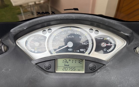 Gebrauchtmotorrad Yamaha X-Max 250 - Bild 3