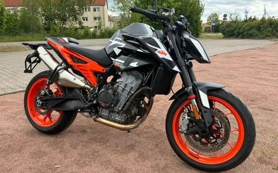Gebrauchtmotorrad KTM 890 Duke GP - Bild 7