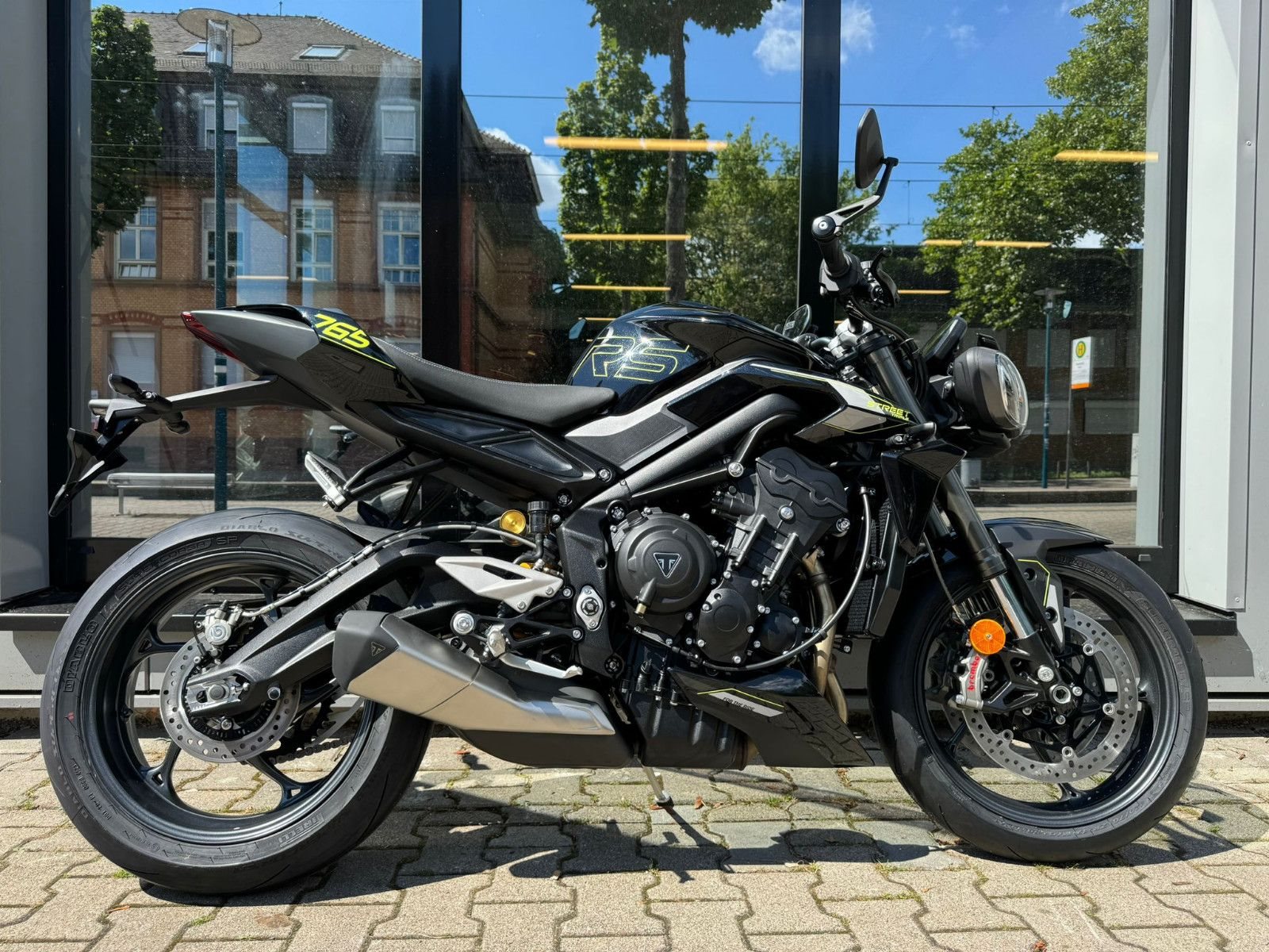 Triumph Street Triple RS