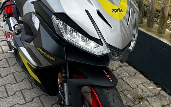 Neufahrzeug Aprilia RS 457 - Bild 2