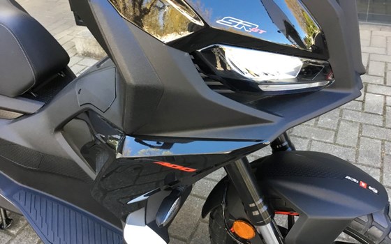 Neufahrzeug Aprilia SR GT 400 - Bild 19