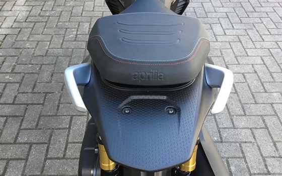 Neufahrzeug Aprilia SR GT 400 - Bild 24