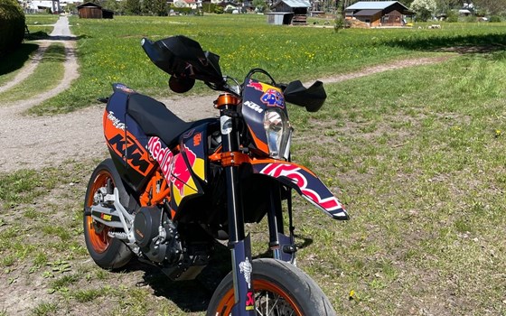 Gebrauchtmotorrad KTM 690 SMC R - Bild 1