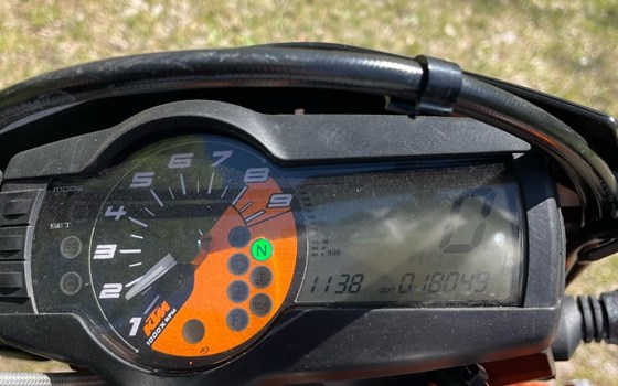 Gebrauchtmotorrad KTM 690 SMC R - Bild 11