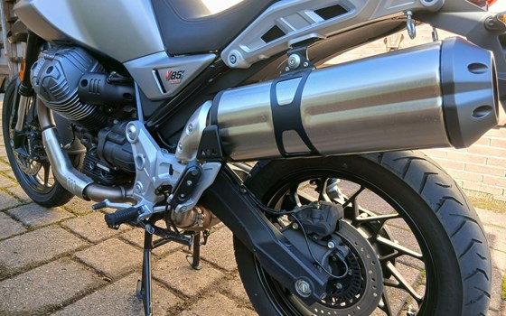 Gebrauchtmotorrad Moto Guzzi V85 Strada - Bild 8