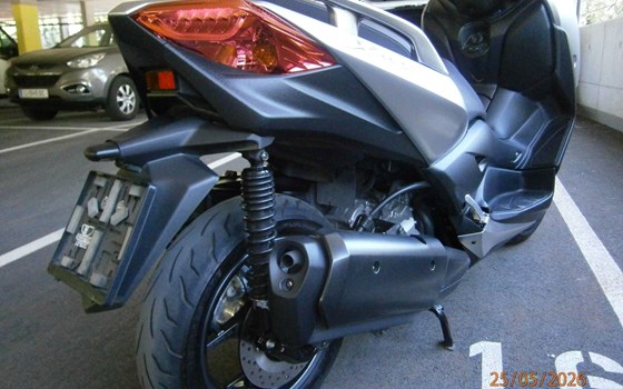 Gebrauchtmotorrad Yamaha XMAX 300 - Bild 6