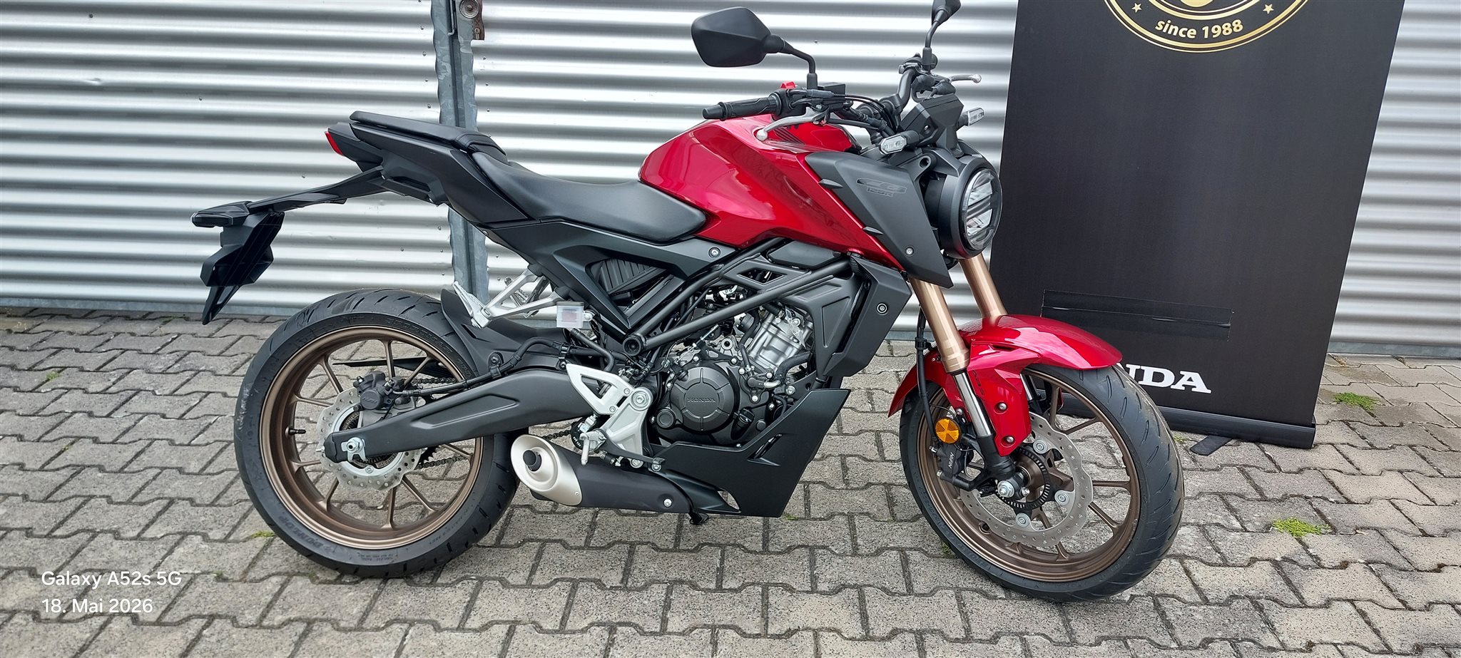 Honda CB125R