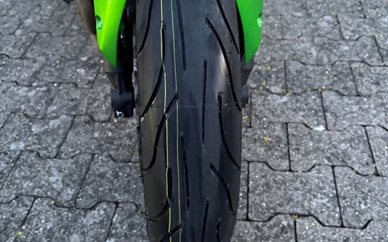 Motorrad Occasion Kawasaki Z900 - Bild 4