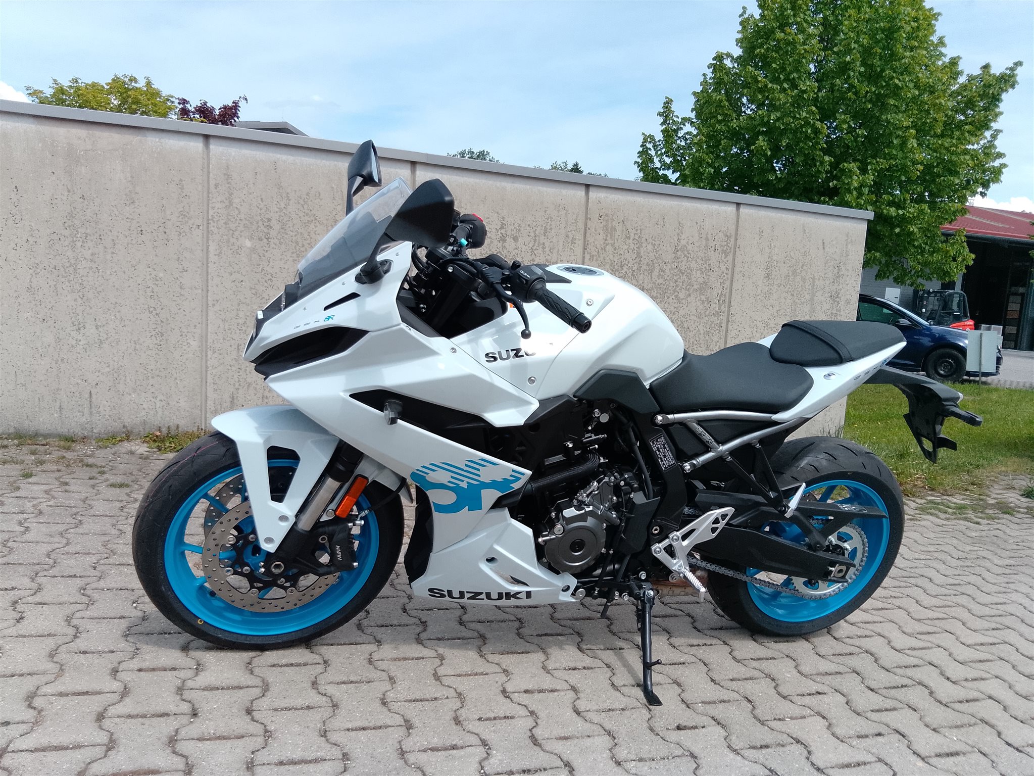 Suzuki GSX-8R